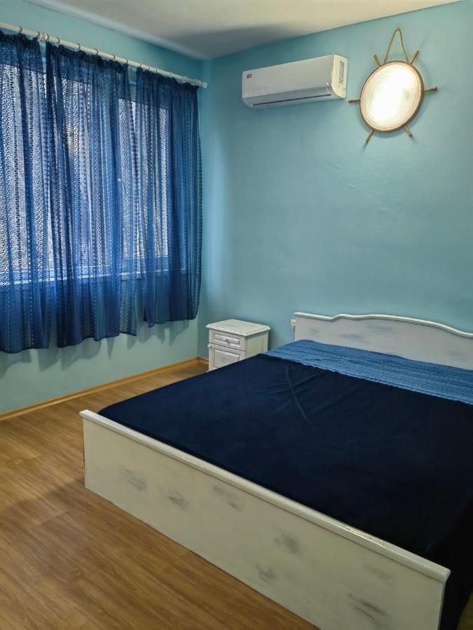 Хотел Тримата Мускетари Varna Exteriör bild